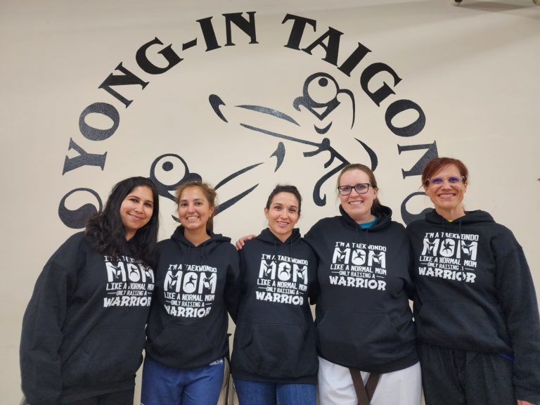 Taigon Taekwondo moms training together in the family class
